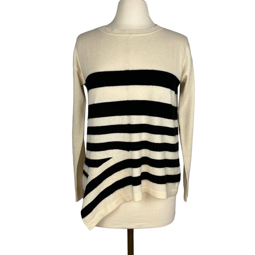 C by BLOOMINDALE'S | Cream & Black Striped 2-Ply Cashmere Sweater‎ | Women's S